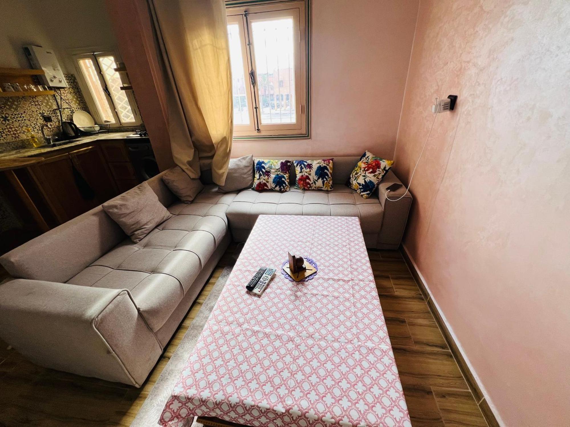 Julie'S Airport Apartment Марракеш Екстер'єр фото